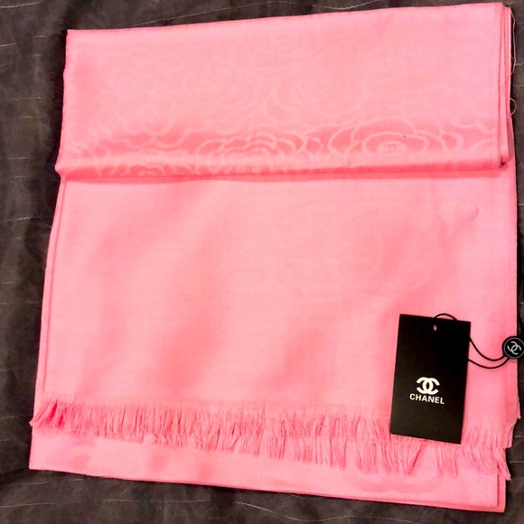 Accessories - New With Tag Chic Pink Scarf